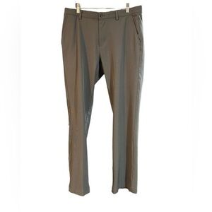 Greg Norman Golf Pants - Mens Size 34x30 - Gray